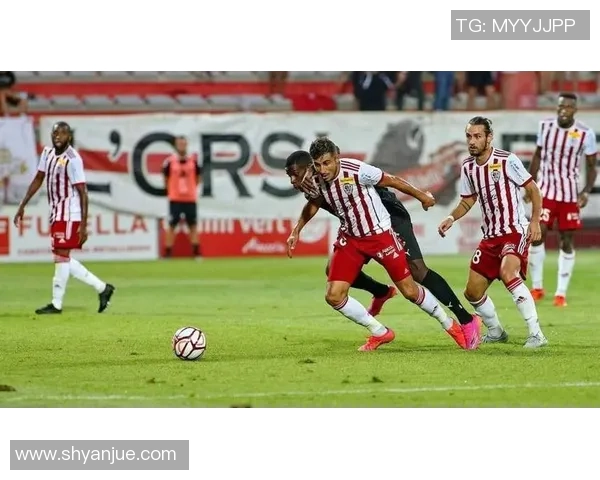 法甲第12轮精彩对决斯特拉斯堡主场迎战图卢兹全力争胜 法甲第12轮精彩对决斯特拉斯堡主场迎战图卢兹全力争胜