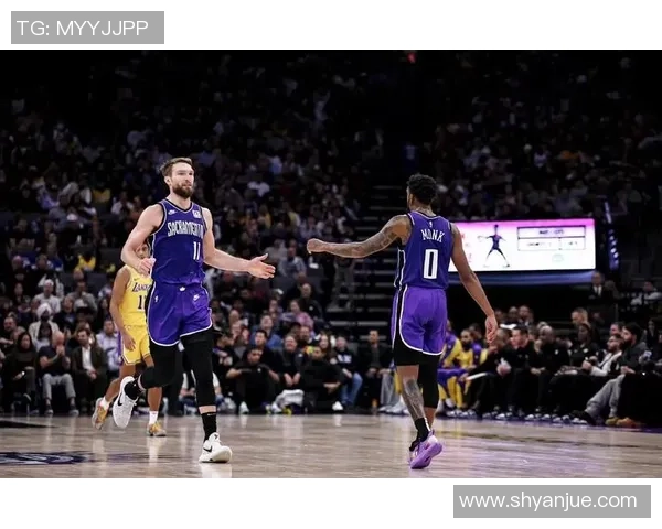 11月11日湖人与国王精彩对决全场录像回放及赛后分析 11月11日湖人与国王精彩对决全场录像回放及赛后分析